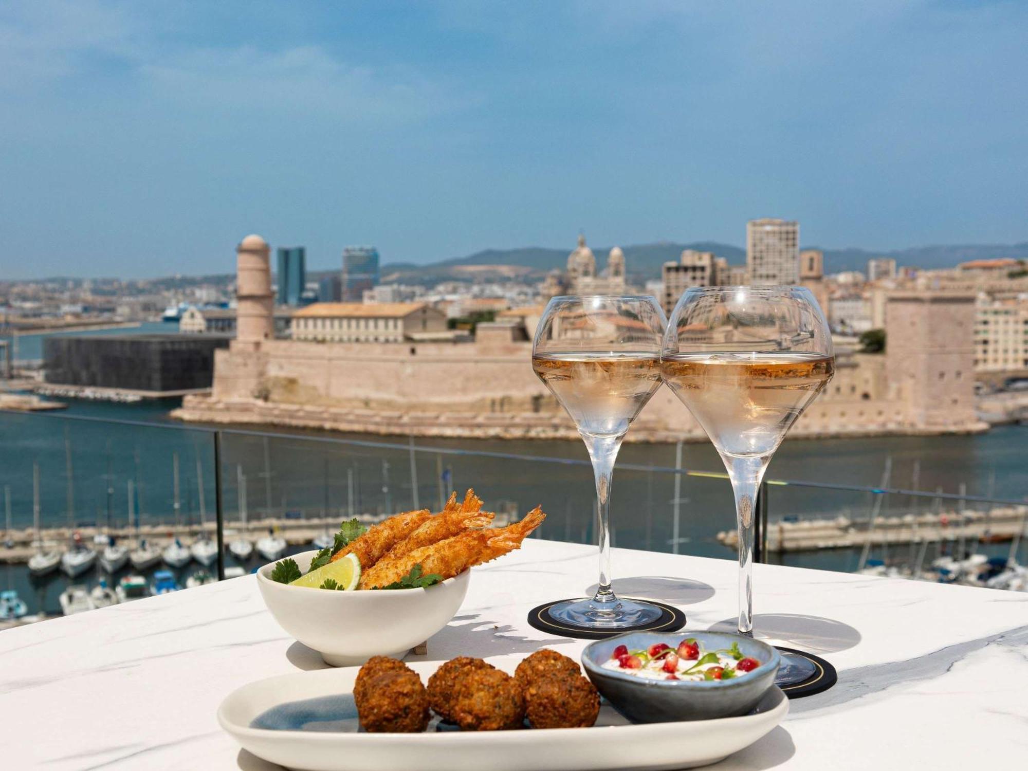 Sofitel Marseille Vieux-Port Hotel Exterior foto